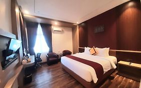 Parkside Meuligoe Hotel